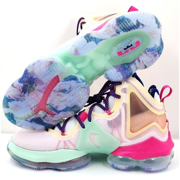 Nike LeBron 19 XIX Pink Valentines Day Love Letter DH8459-900 Sz 10